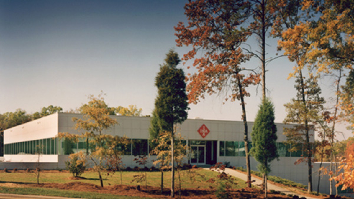 INA opens a Technology Center on the Fort Mill, SC, campus.