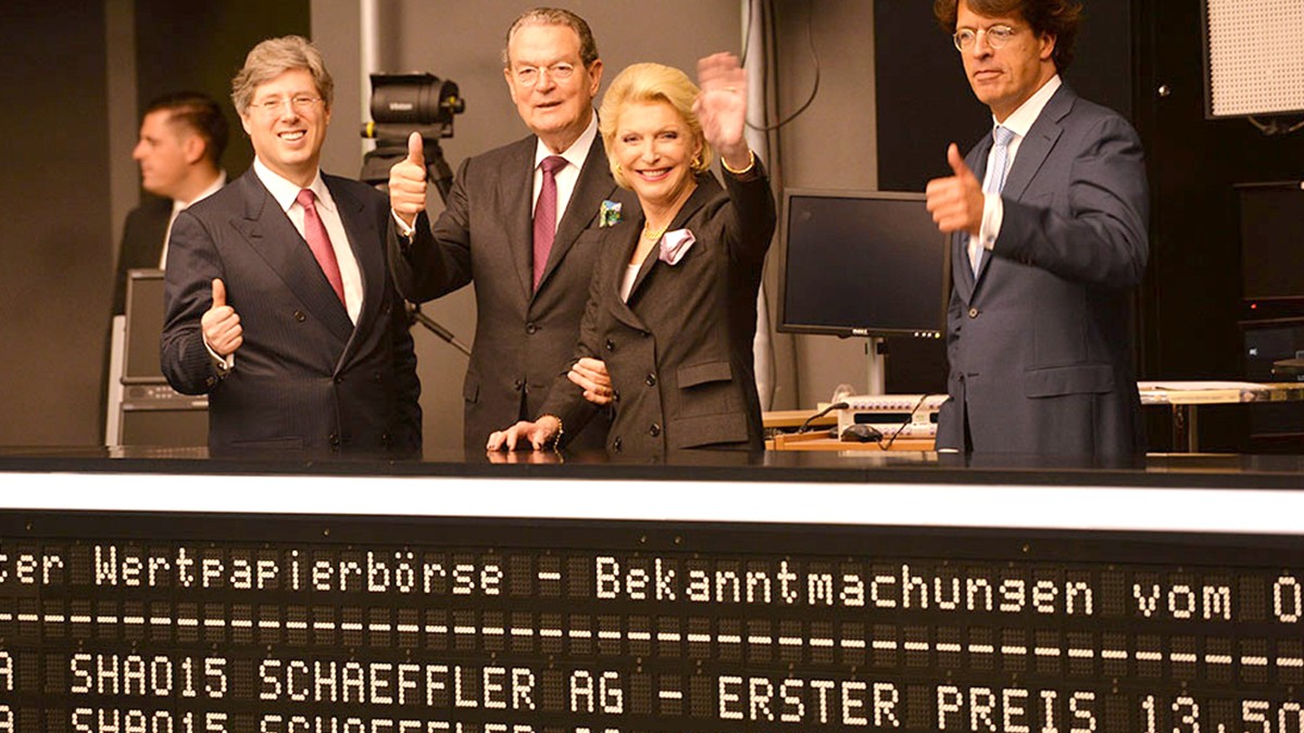 On October 9, Schaeffler successfully completes its initial public offering under the motto