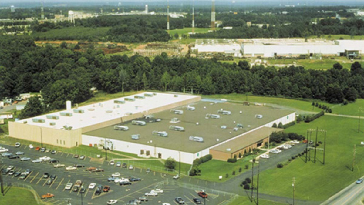 INA's plant in Spartanburg, South Carolina, expands by 30,000 sq. ft. to house the new Linear Quick Center.